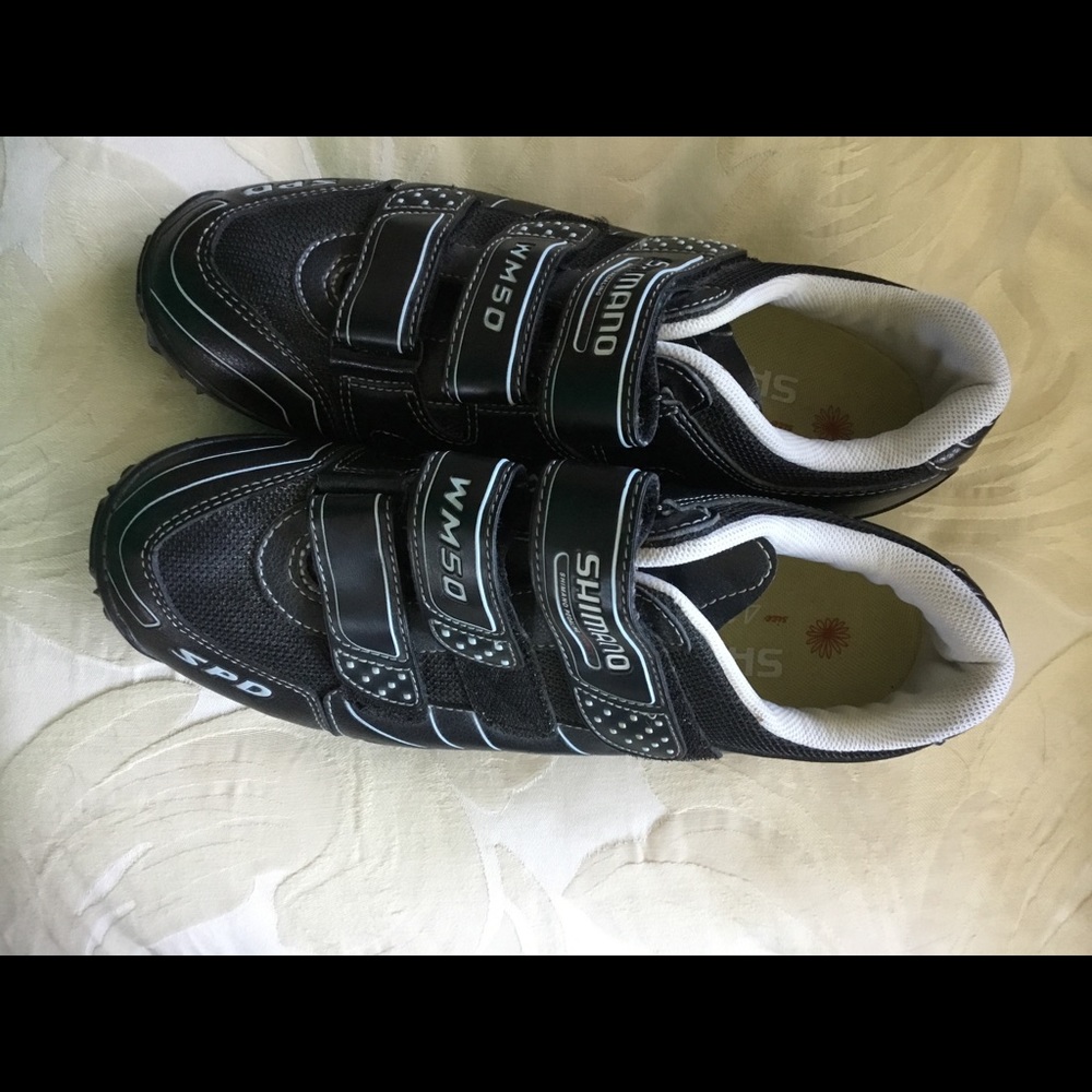 New shimano spin shoes worn once
